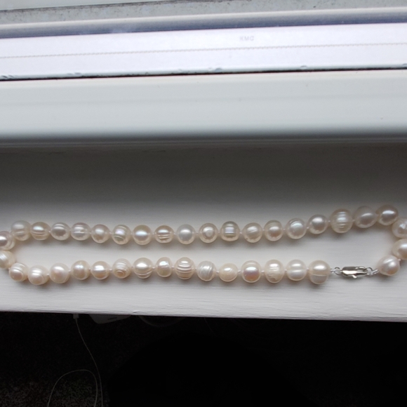 Freshwater pearl necklace - Picture 2 of 2